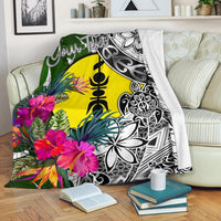 New Caledonia Custom Personalised Premium Blanket White - Turtle Plumeria Banana Leaf - Polynesian Pride