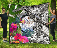Marshall Islands Premium Quilt White - Turtle Plumeria Banana Leaf Crest - Polynesian Pride