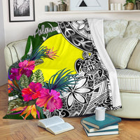 Palau Premium Blanket White - Turtle Plumeria Banana Leaf - Polynesian Pride