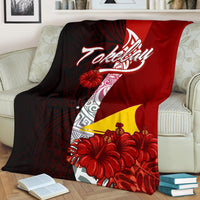 Tokelau Polynesian Premium Blanket - Coat Of Arm With Hibiscus - Polynesian Pride