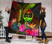 Guam Polynesian Premium Quilt - Hibiscus and Banana Leaves - Polynesian Pride