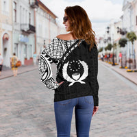 Pohnpei Women's Off Shoulder Sweater - Curve Style - Polynesian Pride