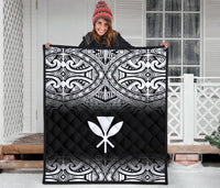 Hawaii Premium Quilt - White Kanaka Maoli Polynesian Tattoo & Black Frog - Polynesian Pride