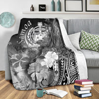 Samoa Premium Blanket - Humpback Whale with Tropical Flowers (White) - Polynesian Pride