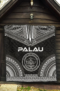 Palau Premium Quilt - Palau Seal Polynesian Chief Black Version - Polynesian Pride