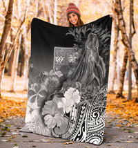 Fiji Premium Blanket - Humpback Whale with Tropical Flowers (White) - Polynesian Pride