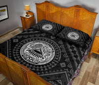 American Samoa Personalised Quilt Bed Set - Seal In Polynesian Tattoo Style ( Black) - Polynesian Pride