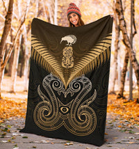 Maori Manaia New Zealand Premium Blanket Gold - Polynesian Pride