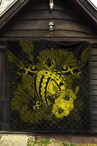 Hawaii Hibiscus Premium Quilt - Harold Turtle - Yellow - Polynesian Pride