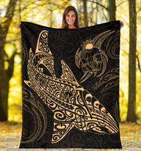 Shark Polynesian Blanket - Polynesian Tattoo Gold White - Polynesian Pride