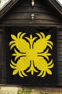 Hawaiian Premium Quilt Royal Pattern - Black And Yellow - A2 Style - Polynesian Pride