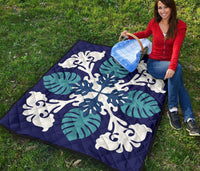 Hawaiian Leaves Tropical Pattern Premium Quilt - Blue - Argu Style - AH - Polynesian Pride