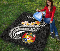 Tonga Premium Quilt - Tonga Seal Polynesian Patterns Plumeria (Black) - Polynesian Pride