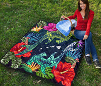 Hawaii Shark Tropical Color Premium Quilt - Polynesian Pride