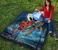 Hawaii Turtle Kanaka Hibiscus Stary Night Premium Quilt - Polynesian Pride