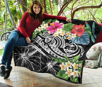Guam Polynesian Premium Quilt - Summer Plumeria (Black) - Polynesian Pride