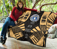 Northern Mariana Islands Premium Quilt - Northern Mariana Islands Seal Polynesian Gold Tattoo - Polynesian Pride