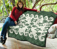Hawaiian Premium Quilt Tropical Turtle Pattern - Green - Polynesian Pride