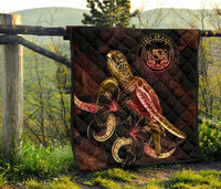 Hawaii Polynesian Premium Quilt - Turtle With Blooming Hibiscus Gold - Polynesian Pride