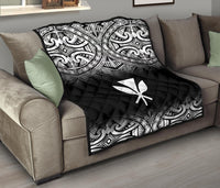 Hawaii Premium Quilt - White Kanaka Maoli Polynesian Tattoo & Black Frog - Polynesian Pride