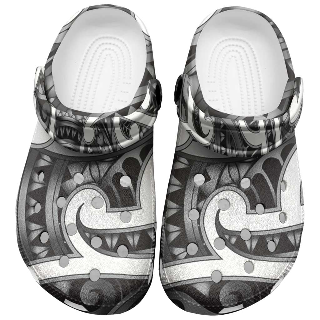 Aotearoa Maori Kowhaiwhai Clogs Shoes Kiwikiwi Puhoro and Patiki LT9 Grey - Polynesian Pride