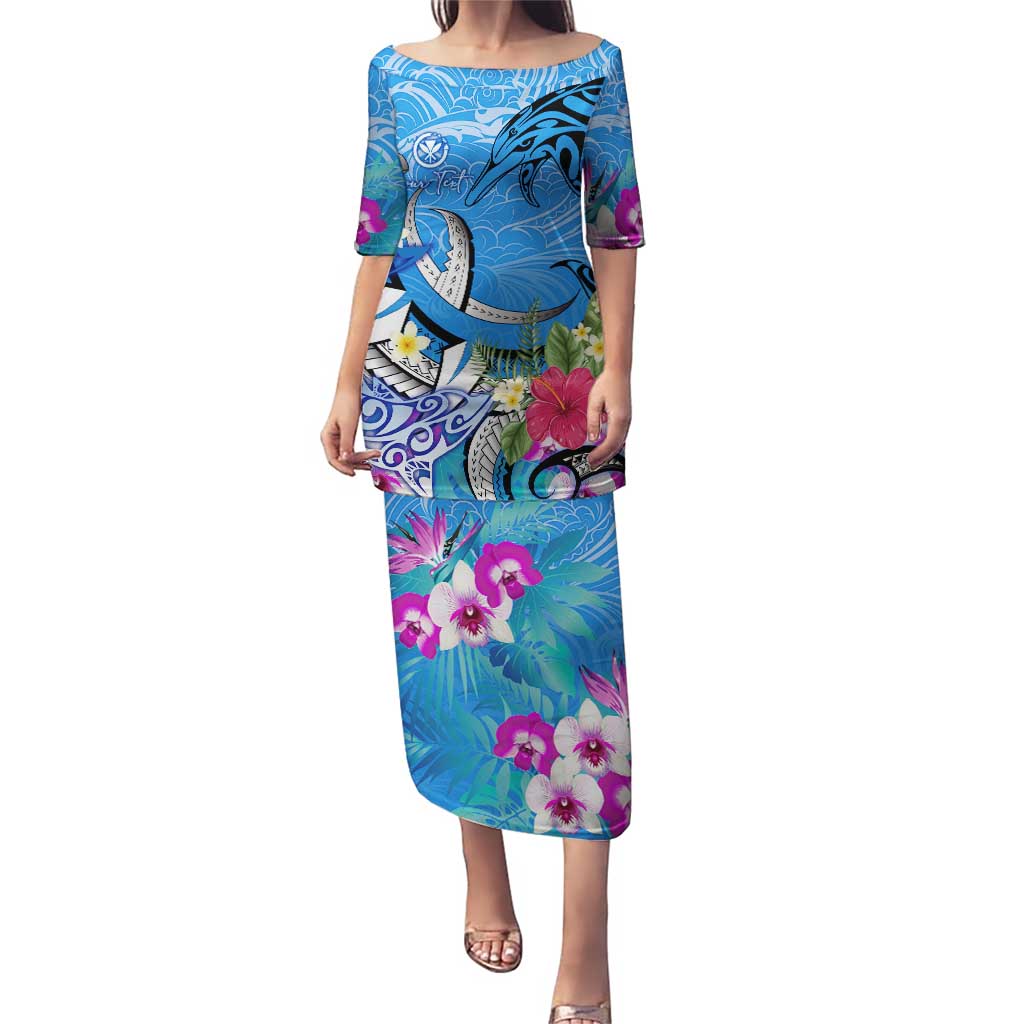 Aloha Hawaii Puletasi Dolphins and Fish Hook Hibiscus