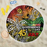 Personalized Vanuatu 45th Independence Anniversary Beach Blanket Melanesian Pattern Reggae - Polynesian Pride