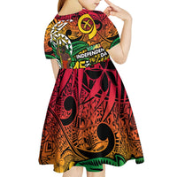 Personalized Vanuatu 45th Independence Anniversary Kid Short Sleeve Dress Melanesian Pattern Reggae DT02 - Polynesian Pride