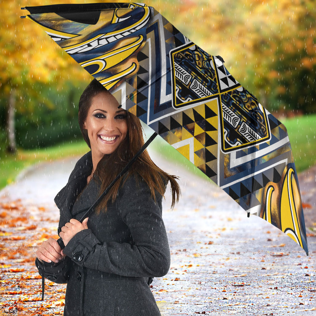 Aotearoa Ngati Raukawa Umbrella Maori Tribal Yellow And Navy Paua Shell Pattern DT05 - Polynesian Pride