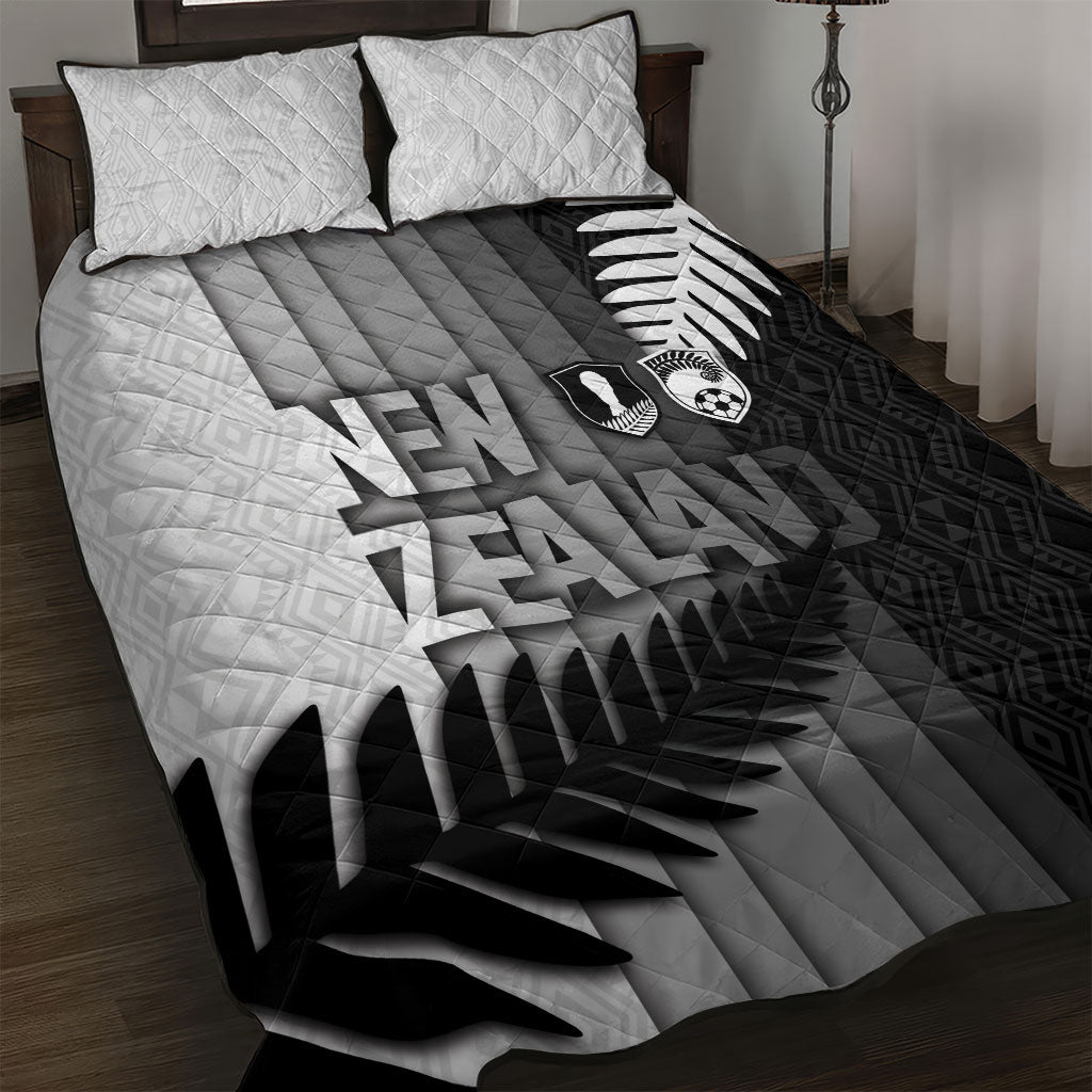 New Zealand Football Quilt Bed Set Silver Fern Maori Pattern Monochrome