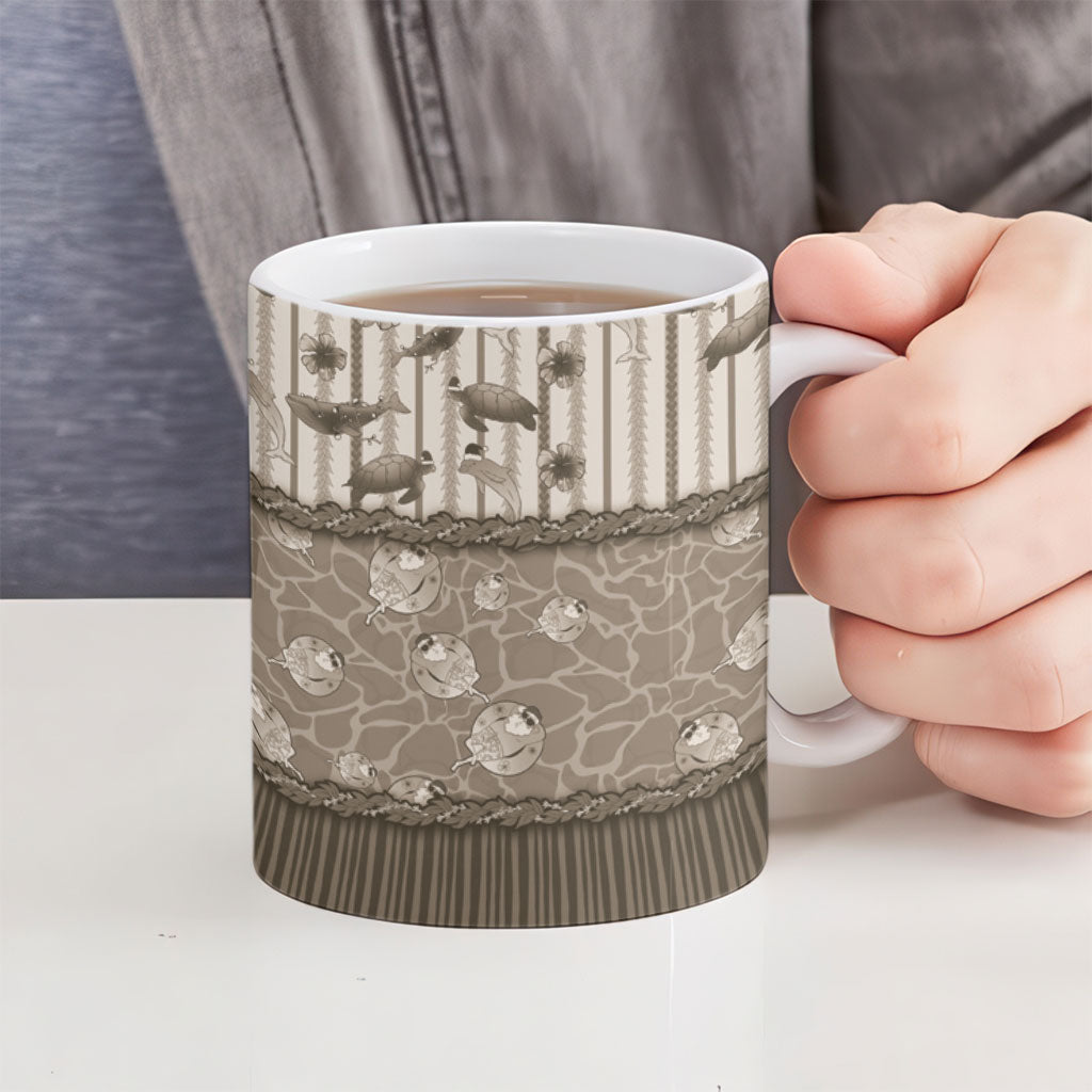 Hawaii Christmas In July Ceramic Mug Beige Mele Kalikimaka Sea Animals DT05 - Polynesian Pride