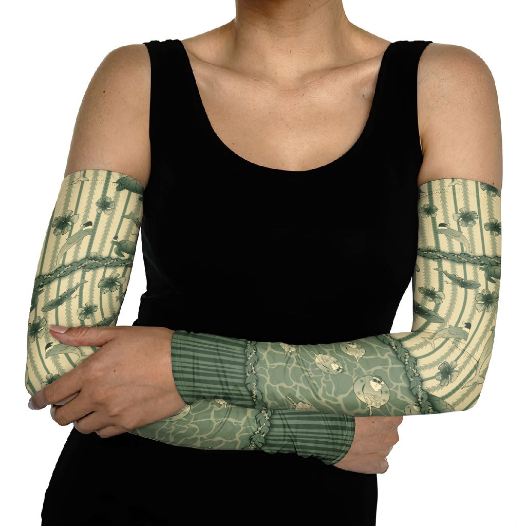 Hawaii Christmas In July Arm Sleeves Olive Green Mele Kalikimaka Sea Animals DT05 - Polynesian Pride