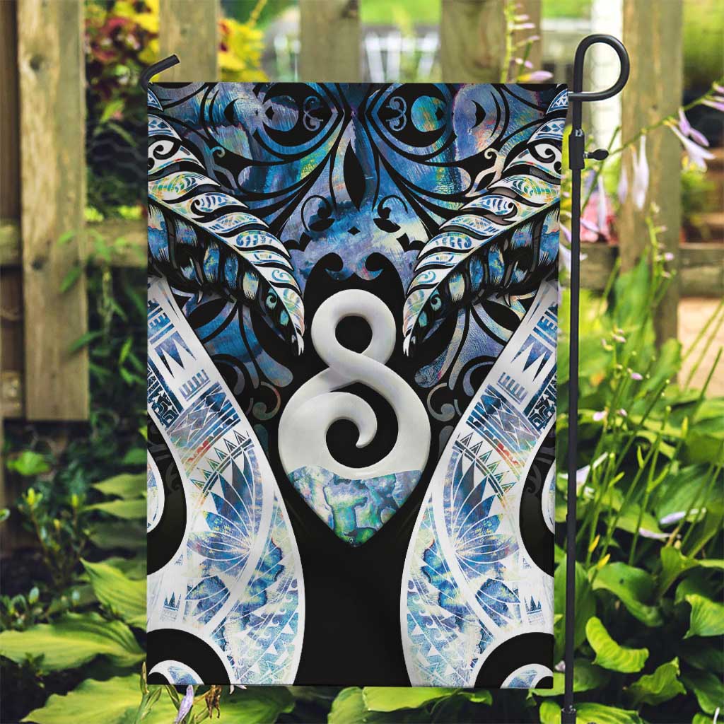 New Zealand Aotearoa Garden Flag Pikorua Single Twist Green Paua Shell