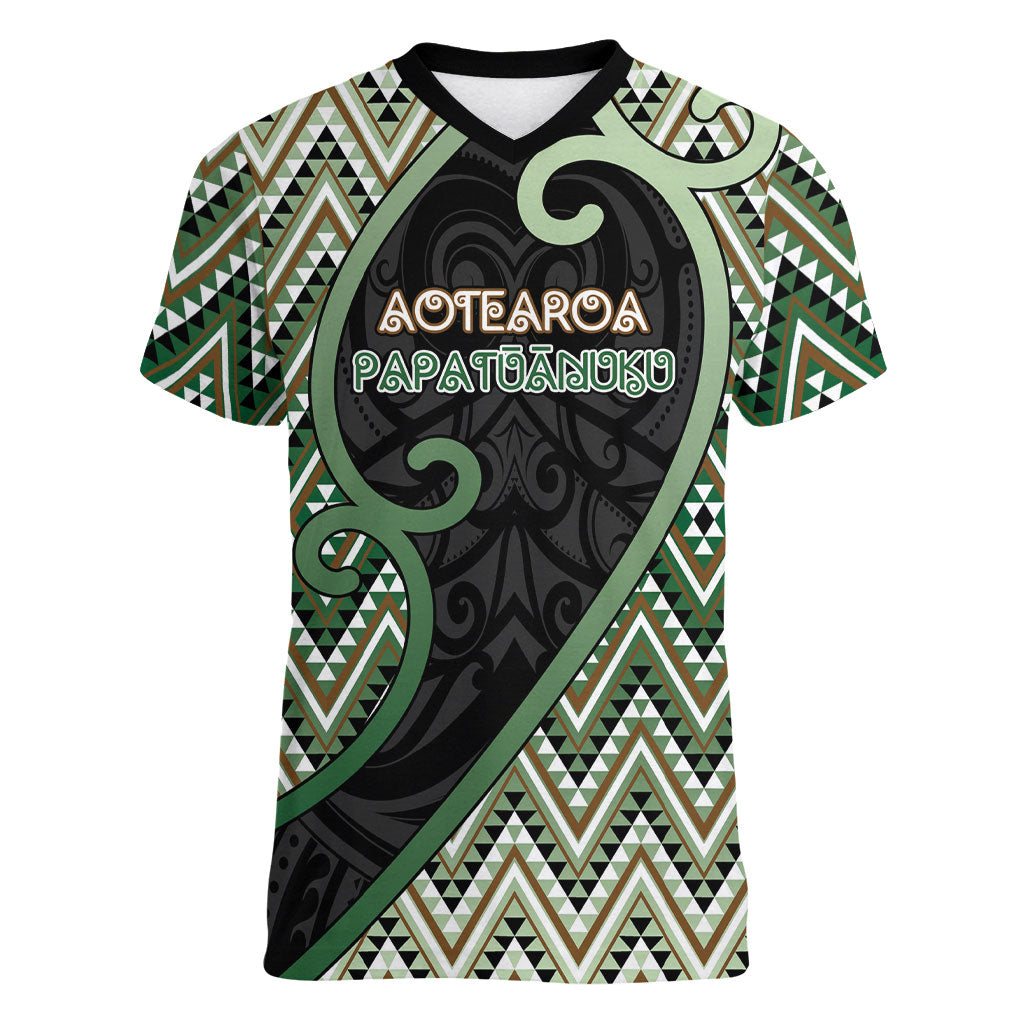 Custom Aotearoa Atua Papatuanuku Women V-Neck T-Shirt Earth Mother Father Koru Patterns DT05 Female Green - Polynesian Pride