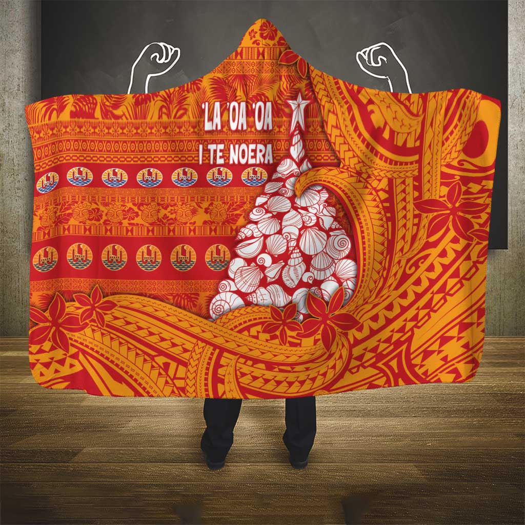 French Polynesia Christmas Hooded Blanket Seashell Xmas Tree Tribal Waves - Polynesian Pride