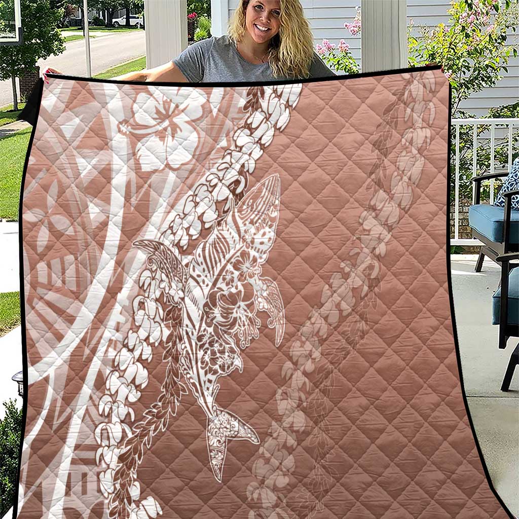 Hawaii Puakenikeni And Maile Lei Quilt Brown Polynesian Shark Tattoo DT05