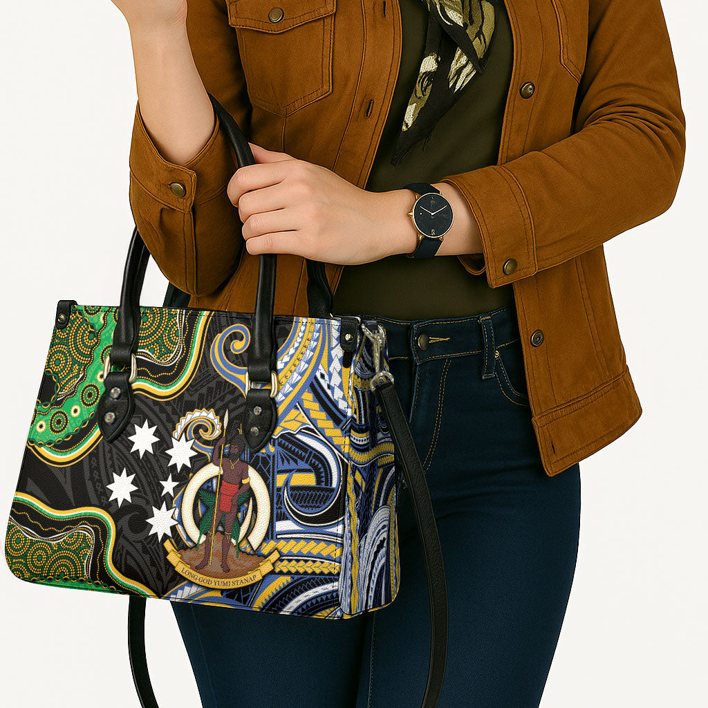 South Sea Islanders And Vanuatu Leather Bag Boar Tusk Warrior Southern Tribal Pattern DT05 - Polynesian Pride
