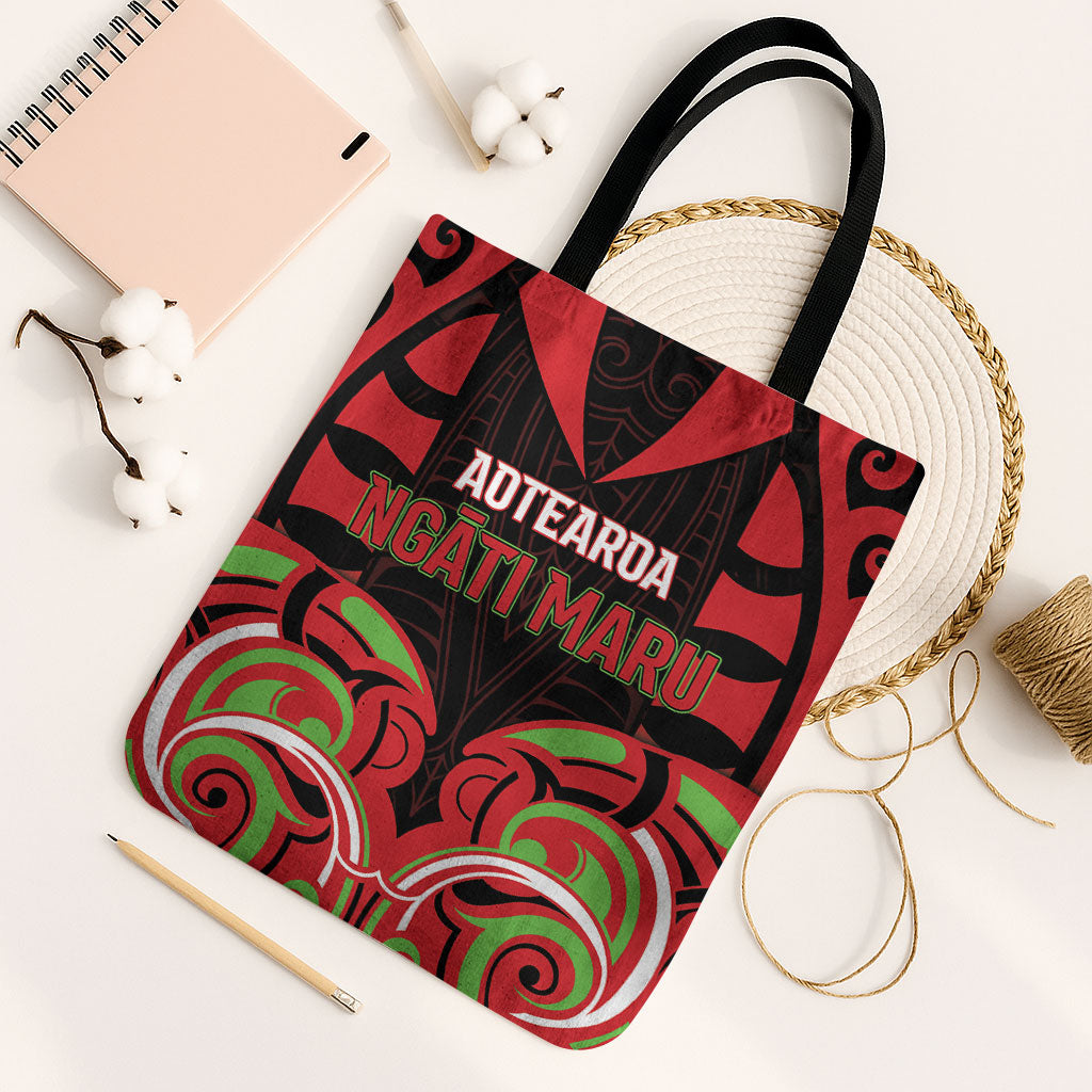 Aotearoa Ngati Maru Tote Bag New Zealand Traditional Maori Pattern DT05 Black Strap One Size Red - Polynesian Pride