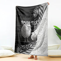 Personalised New Zealand Father's Day Blanket Papa Kiwi Bird Tribal Pattern DT05 - Polynesian Pride