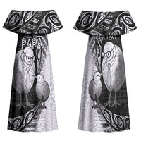 Personalised New Zealand Father's Day Family Matching Off Shoulder Maxi Dress and Hawaiian Shirt Papa Kiwi Bird Tribal Pattern DT05 Mom's Dress Black - Polynesian Pride