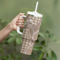 Beige Hawaii Palaka Cowboy Turtle Tumbler With Handle Hawaiian Paniolo Puakenikeni Maile Lei - Polynesian Pride
