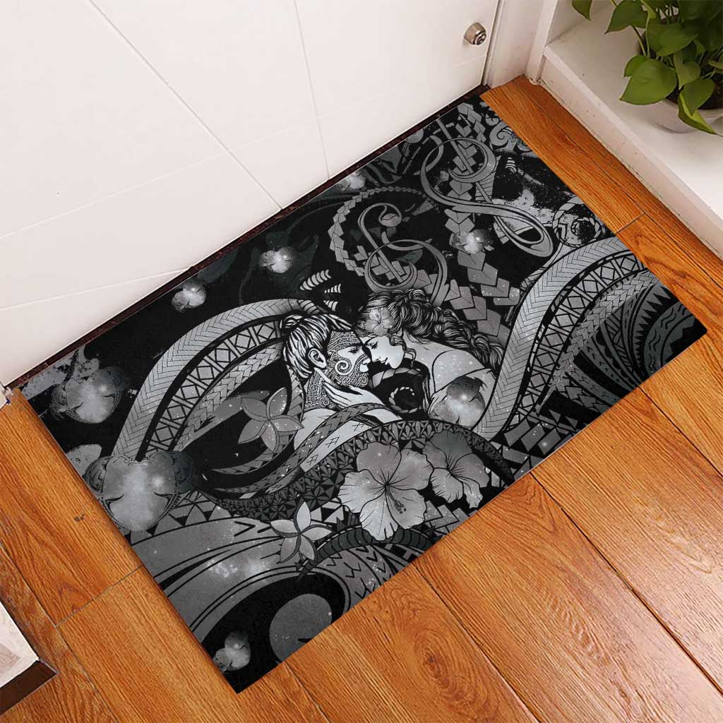 Maori Romantic Valentine Rubber Doormat The Hongi Kiss Black Galaxy DT05 - Polynesian Pride