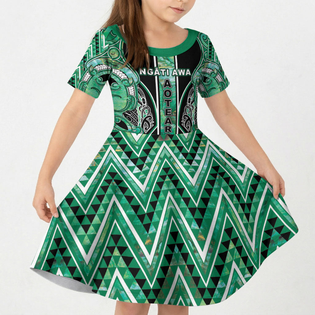 Aotearoa Ngati Awa Kid Short Sleeve Dress Maori Tribal Green Marble Paua Shell Pattern DT05 KID Green - Polynesian Pride