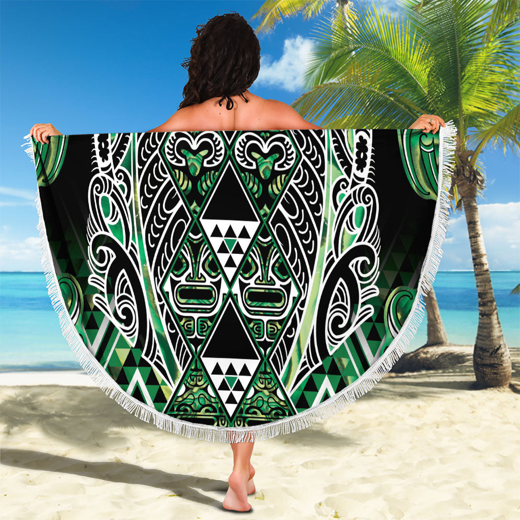 Aotearoa Whakatohea Beach Blanket Maori Tribal Green Abalone Paua Shell Pattern DT05 - Polynesian Pride