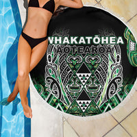 Aotearoa Whakatohea Beach Blanket Maori Tribal Green Abalone Paua Shell Pattern DT05 - Polynesian Pride