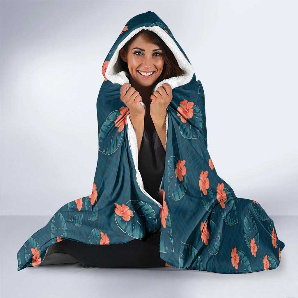 Hawaii Monstera Hooded Blanket Hibiscus Flowers Simple Style - Polynesian Pride