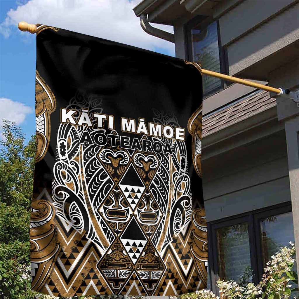 Aotearoa Kati Mamoe Garden Flag Maori Brown Tribal Paua Shell Pattern DT05 - Polynesian Pride