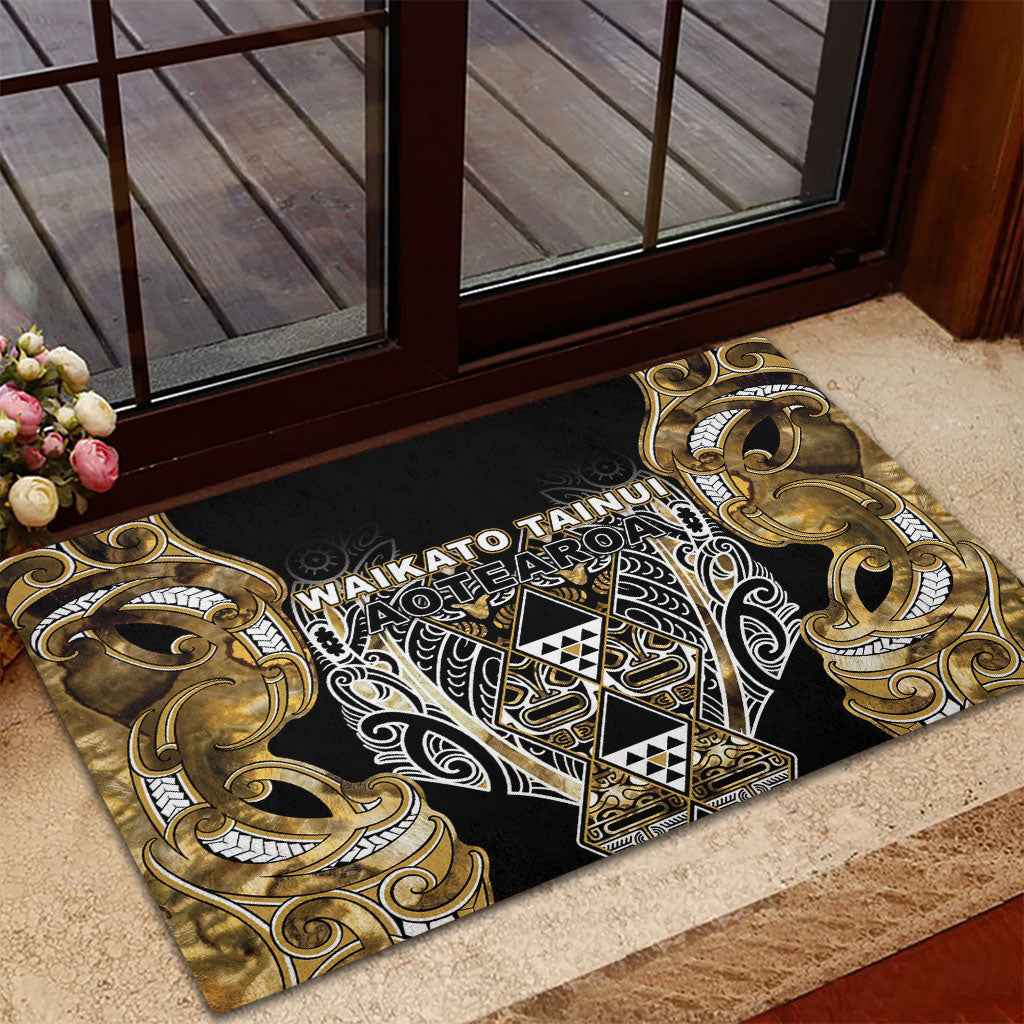 Aotearoa Waikato Tainui Rubber Doormat Maori Light Gold Tribal Paua Shell Pattern DT05 - Polynesian Pride