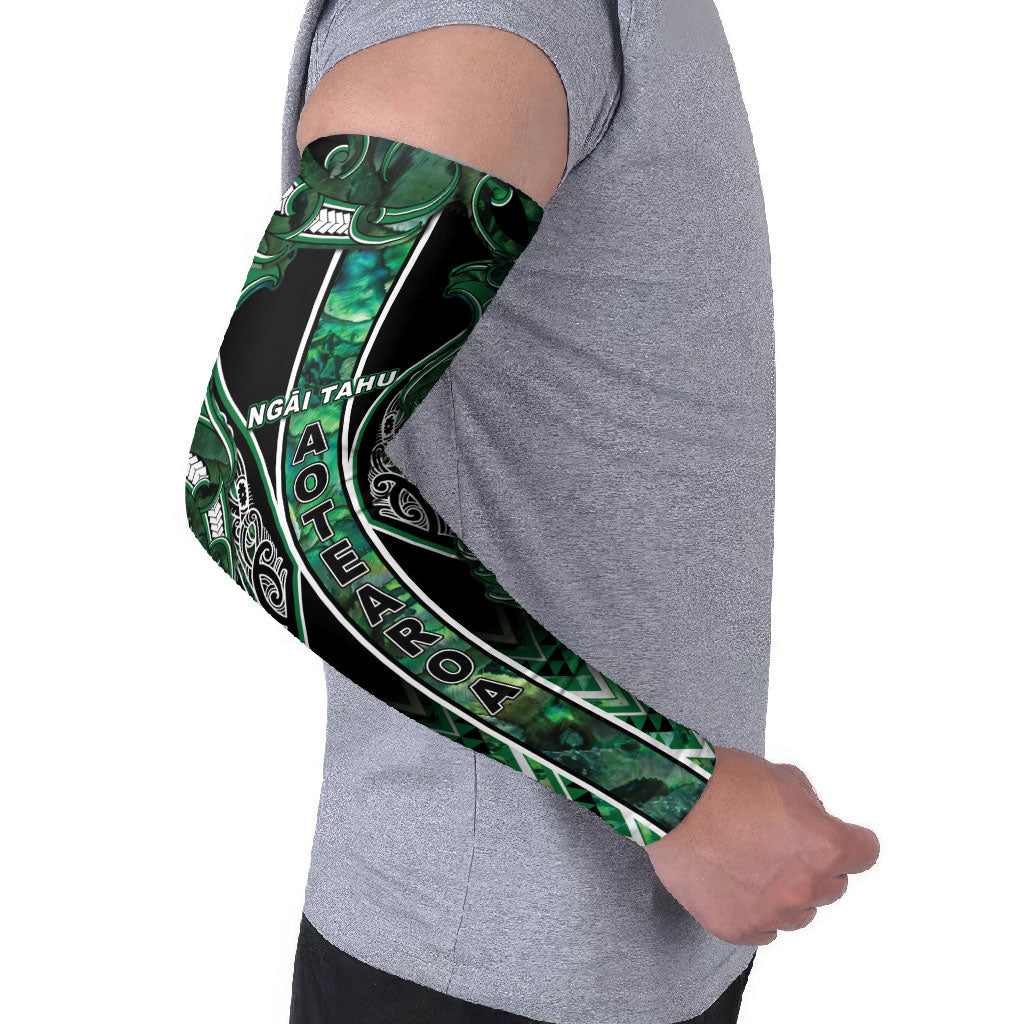 Aotearoa Ngai Tahu Arm Sleeves Maori Tribal Dark Green Paua Shell Pattern DT05 - Polynesian Pride