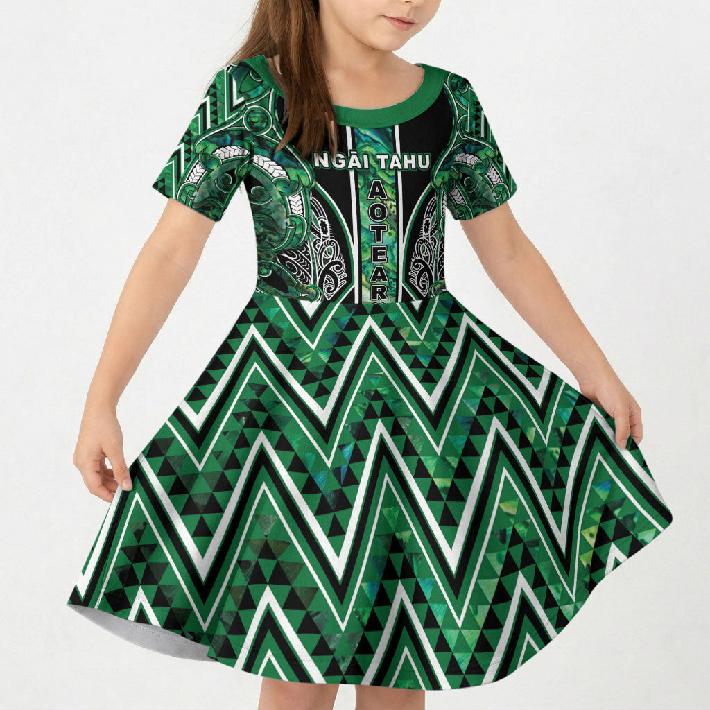 Aotearoa Ngai Tahu Kid Short Sleeve Dress Maori Tribal Dark Green Paua Shell Pattern DT05 KID Green - Polynesian Pride